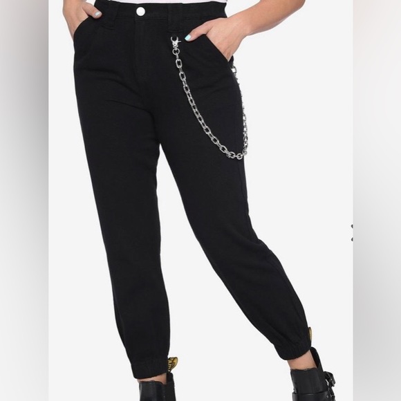 🎉HP🔥HOT TOPIC🔥Black Denim Chain Jogger Pants🔥Measurements in Pics🔥 - Picture 15 of 15